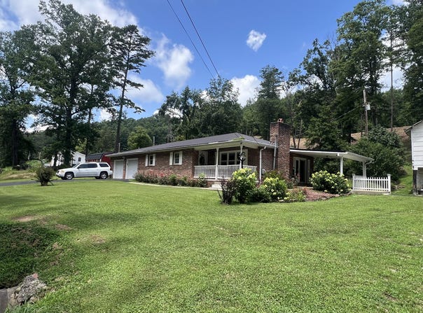 6447 Flat Fork Road, Salyersville, KY 41465