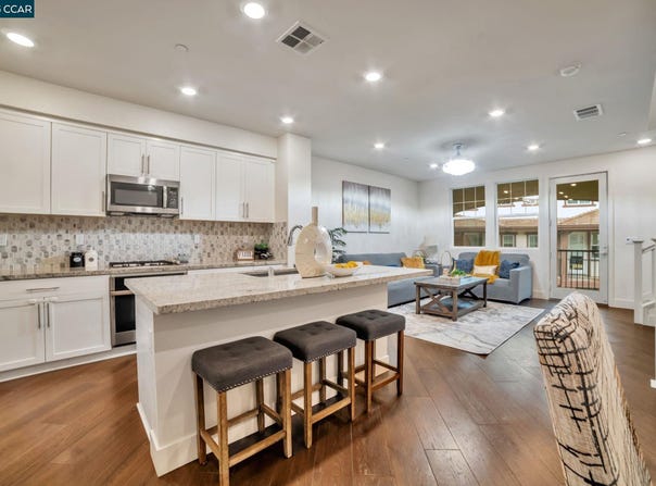 33103 Via Vicenza, San Ramon, CA 94583