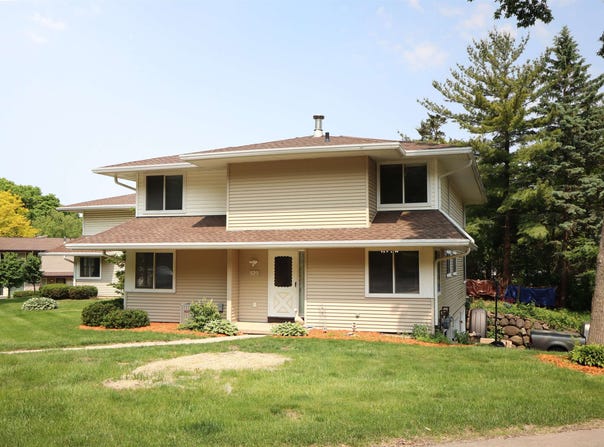 525 Walnut Grove Drive, Madison, WI 53717-1232