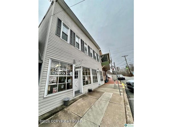 507 Delaware Avenue, Portland, PA 18351