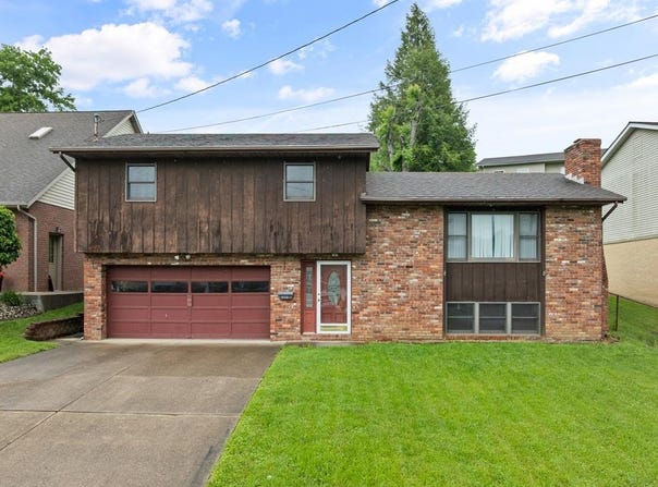 608 WASHINGTON AVE, Glen Dale, WV 26038
