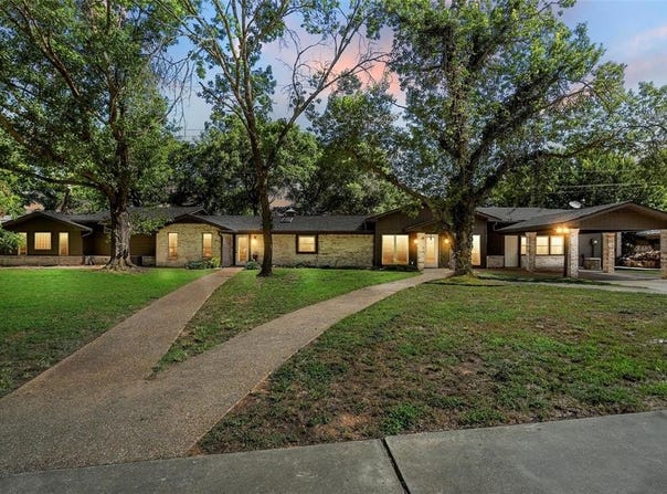 1396 Eagle Canyon Drive, China Spring, TX 76633