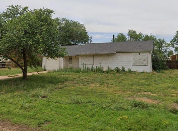 914 S Hockley Avenue, Levelland, TX 79336