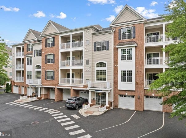 226 BREEDERS CUP DRIVE, CHERRY HILL, NJ 08002