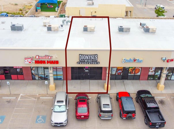 1475 GEORGE DIETER Drive unit: Ste. D, El Paso, TX 79936