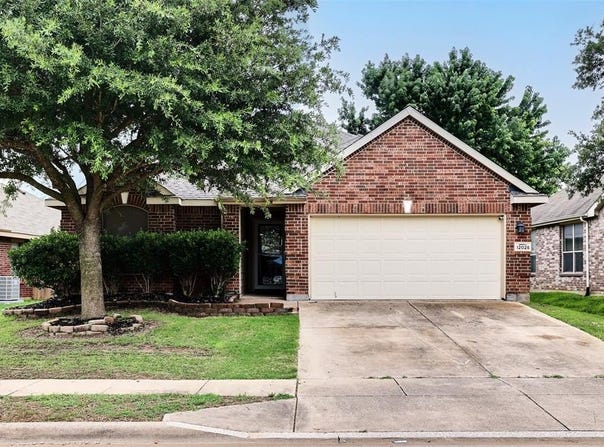 12025 Rowsley Lane, Burleson, TX 76028