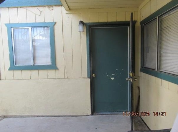 520 8th, Orange Cove, CA 93646