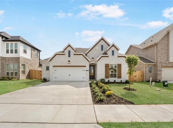 435 Fox  TR, Elm Springs, AR 72762