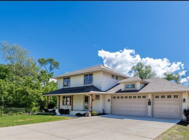 1615 Quasar Court S, Lakeland, MN 55043