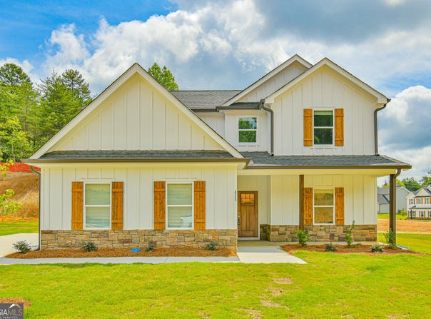 6413 River Plantation, Lula, GA 30554