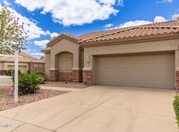 1439 N DESERT WILLOW Street, Casa Grande, AZ 85122