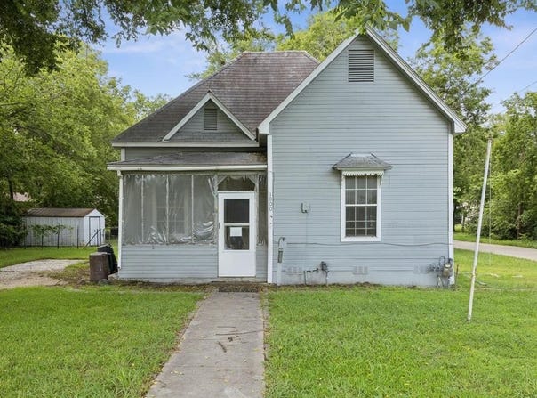 1000 E Brin Street, Terrell, TX 75160