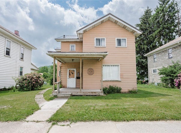 721 W Mahoning St, Punxsutawney Area School District, PA 15767