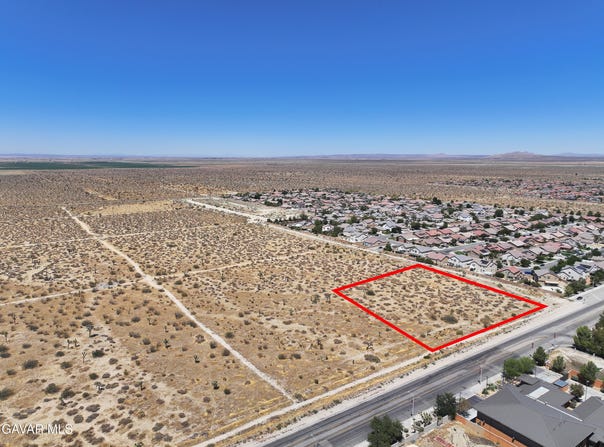 Ave R Vic 57th Ste, Palmdale, CA 93550