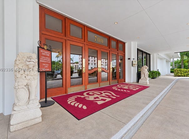 700 Biltmore Way, Coral Gables, FL 33134