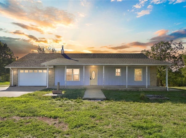 16845 Blue Mountain Road, Prairie Grove, AR 72753