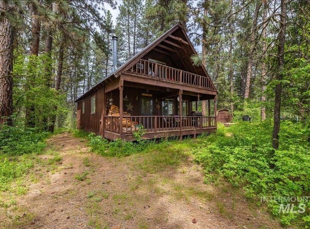 2 Tall Pine Dr, Garden Valley, ID 83622