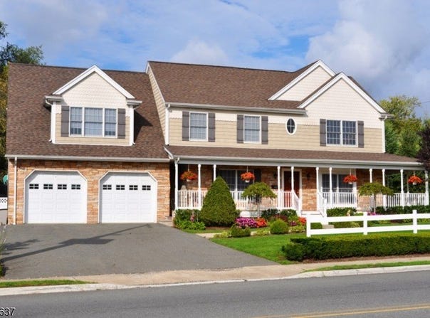 3 Aberdeen Ct, Haledon Boro, NJ 07508-1218