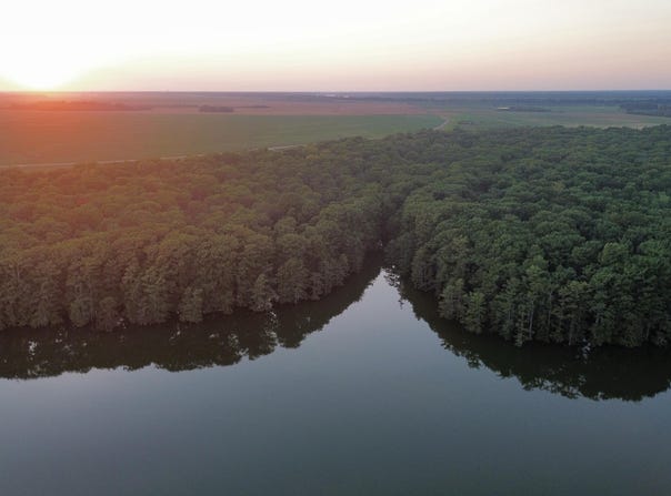 Bolivar Road, Benoit, MS 38725