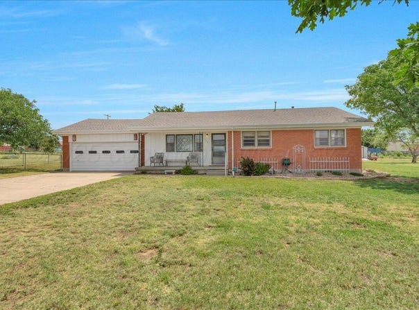 103 GERONIMO Road, Amarillo, TX 79108-1013