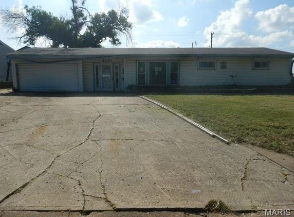 4431 Gordon Avenue, St Louis, MO 63134