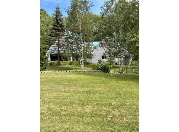 8800 Paul Rd, Brookston, MN 55711