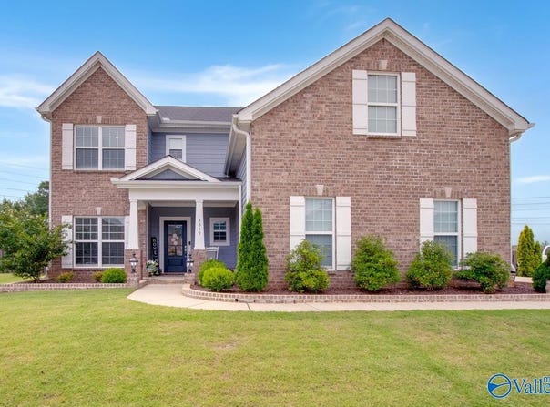 4349 Willow Bend Lane SE, Owens Cross Roads, AL 35763