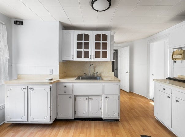 14 Porter St, Everett, MA 02149