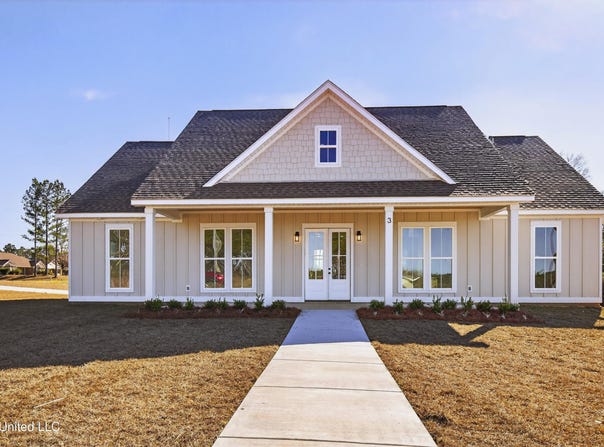 3 Shadow Wood Drive, McHenry, MS 39561