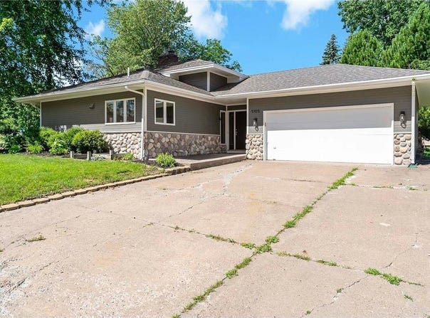 5105 Balsam Lane N, Plymouth, MN 55442