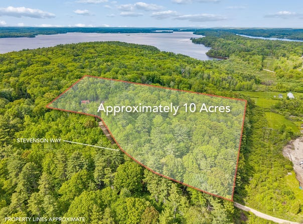 107 Stevenson Way, Bath, ME 04530