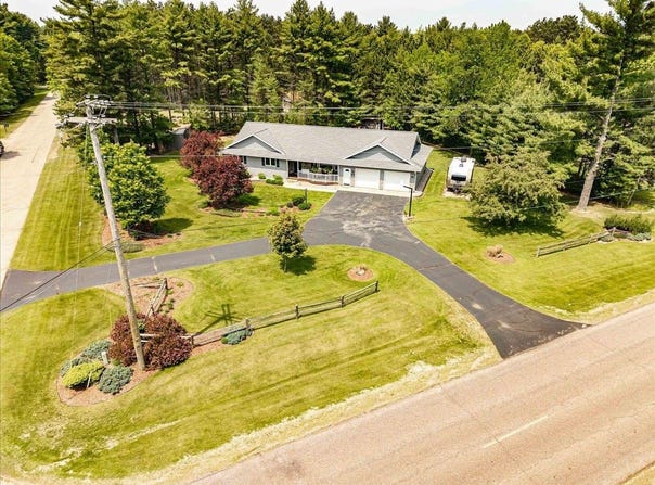 6331 ARBUTUS DRIVE, Wisconsin Rapids, WI 54494