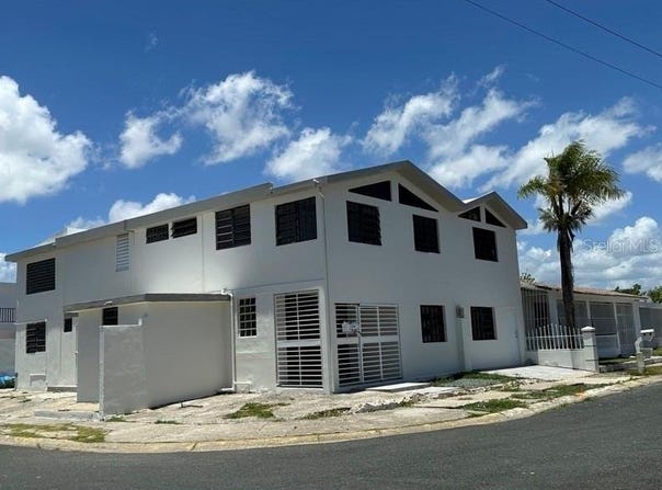 12 W LILLIAN STREET, TOA BAJA, 00949
