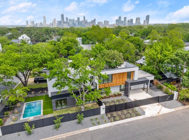 2215 S 3rd St, Austin, TX 78704