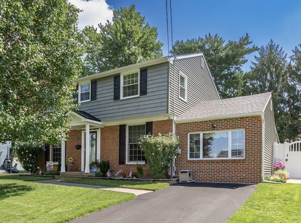 518 OTTO AVENUE, EDGEWATER PARK, NJ 08010