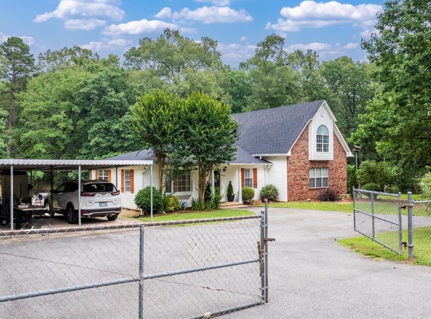 15621 Mail Route Road, Little Rock, AR 72206