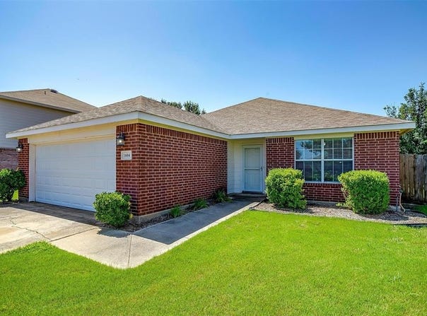 1604 Withers Way, Krum, TX 76249