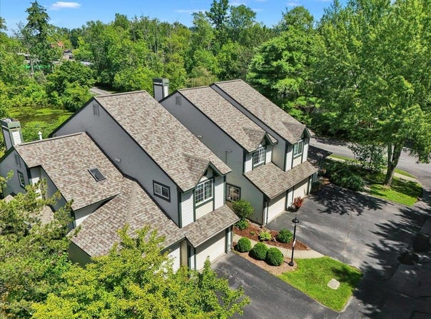 3 Lake Forest Drive, Burlington, VT 05401