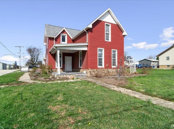 1100 N Main Street, Huntingburg, IN 47542
