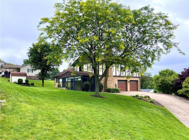 291 Annuity Dr, South Franklin, PA 15301