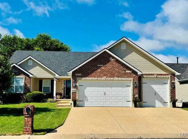 2354 Fountain Drive, Barnhart, MO 63012