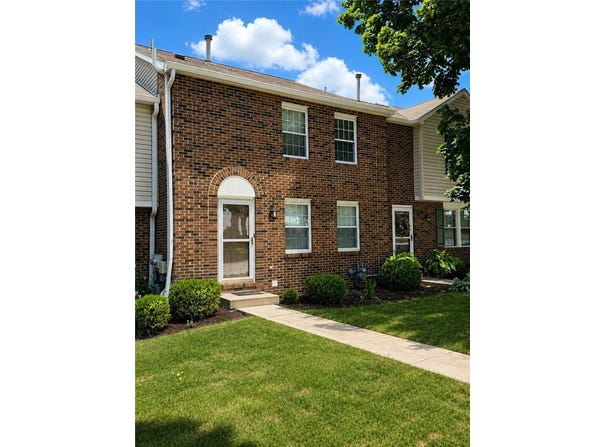 330 Murrays, Castle Shannon, PA 15234