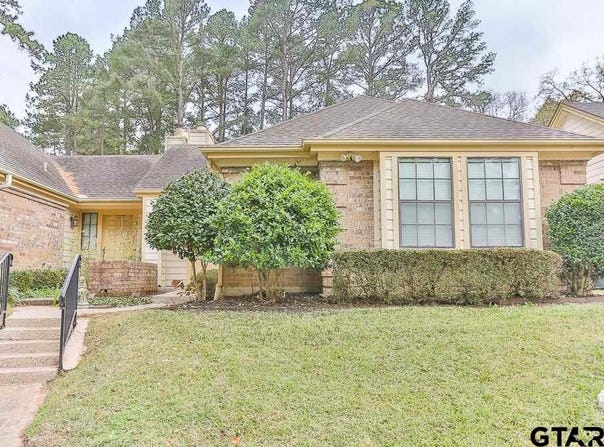 1767 Eaglewood Dr., Tyler, TX 75703