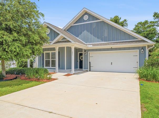 451 Lightning Bug Lane, Freeport, FL 32439