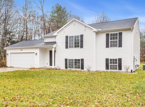 18342 Loganwood Trail, Battle Creek, MI 49014