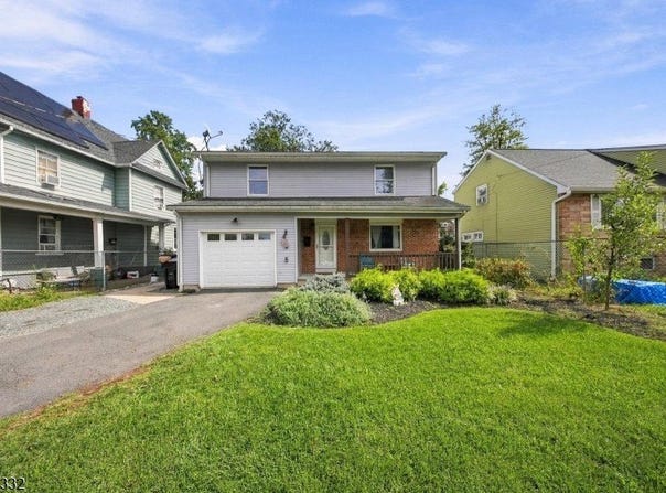 953 W 5Th St, Plainfield City, NJ 07063-1419