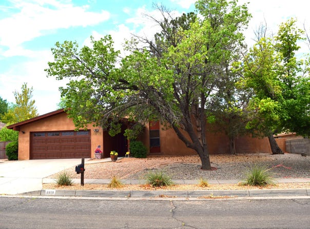 8808 N Caminito Drive NE, Albuquerque, NM 87111