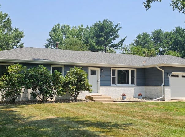 201 W Curtis Drive, La Porte, IN 46350