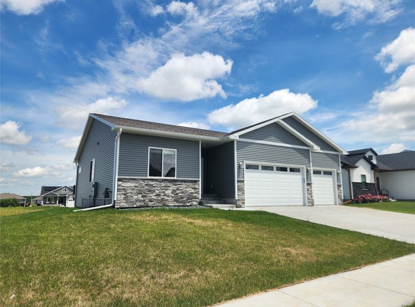 303 Willow Street, Baxter, IA 50028