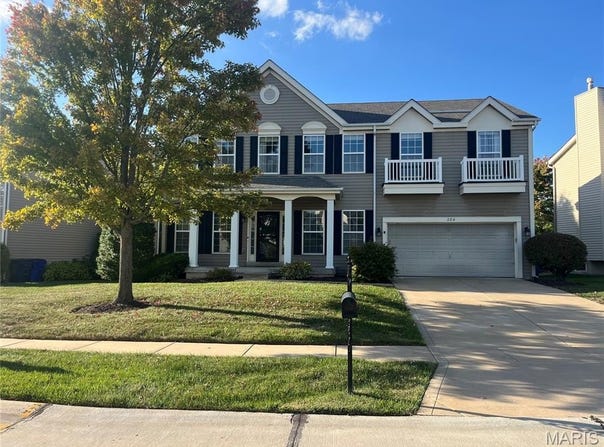 284 Greenshire Lane, Dardenne Prairie, MO 63368